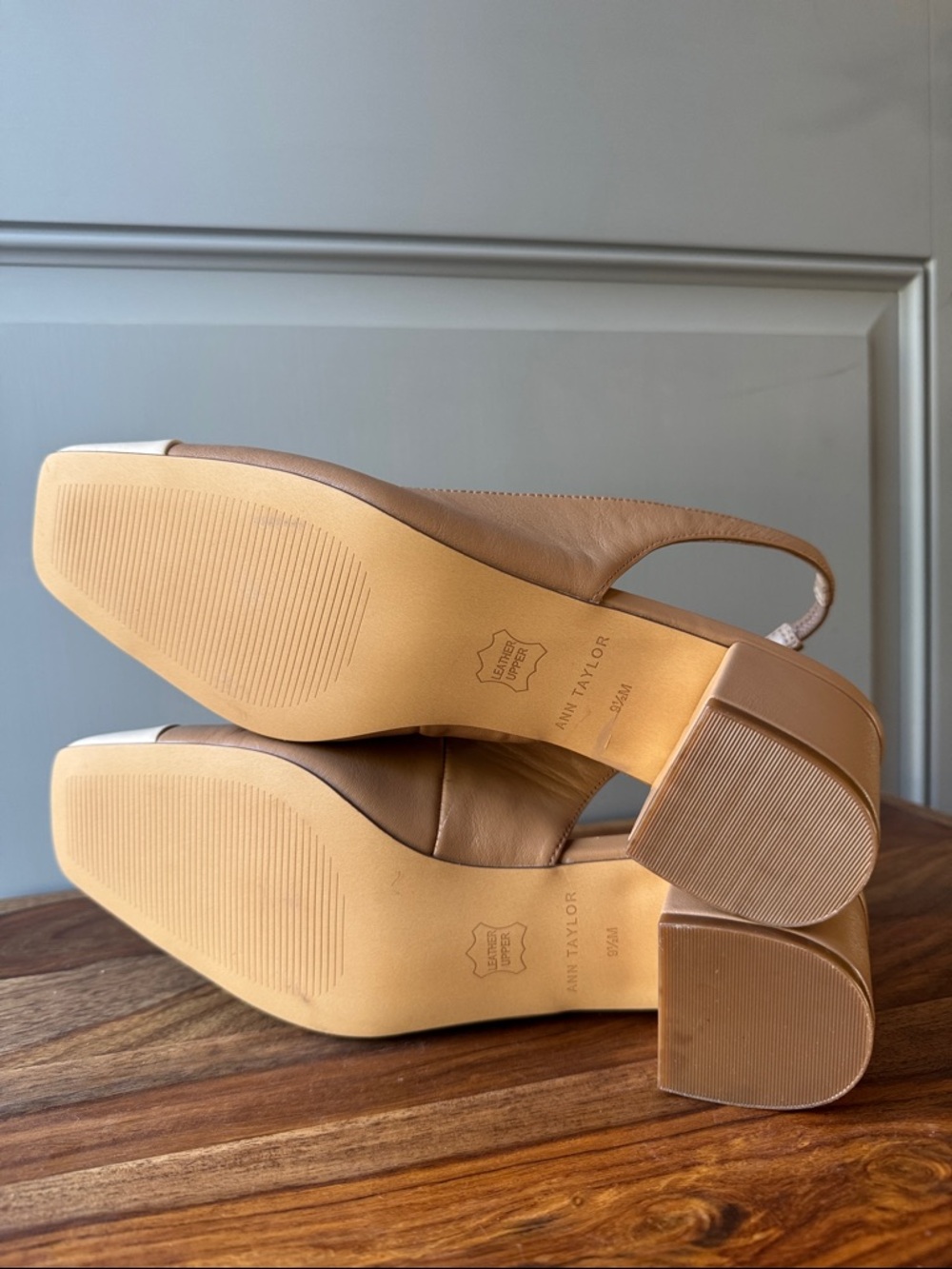 New Ann Taylor Two-Tone Slingback Block Heel Pumps Beige Cream Leather Size 9.5 - Picture 6 of 6